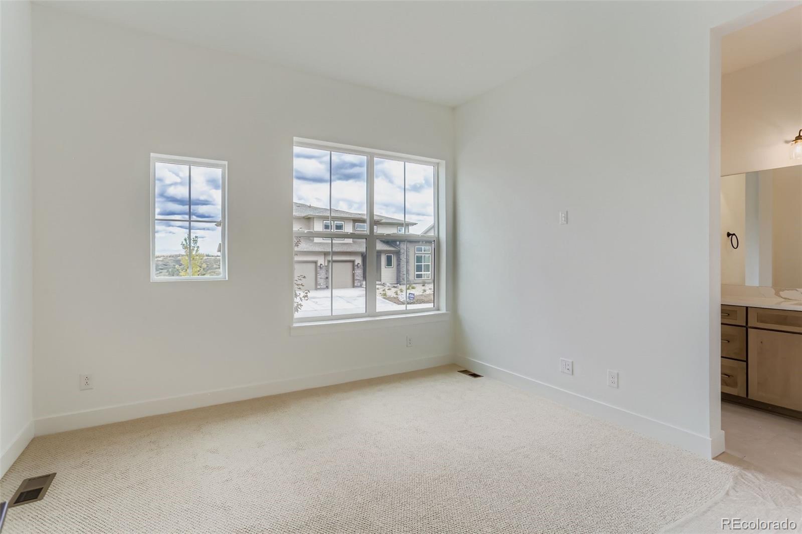 Castle Rock, Colorado, 80108, United States, 3 Bedrooms Bedrooms, ,3 BathroomsBathrooms,Residential,For Sale,1837233