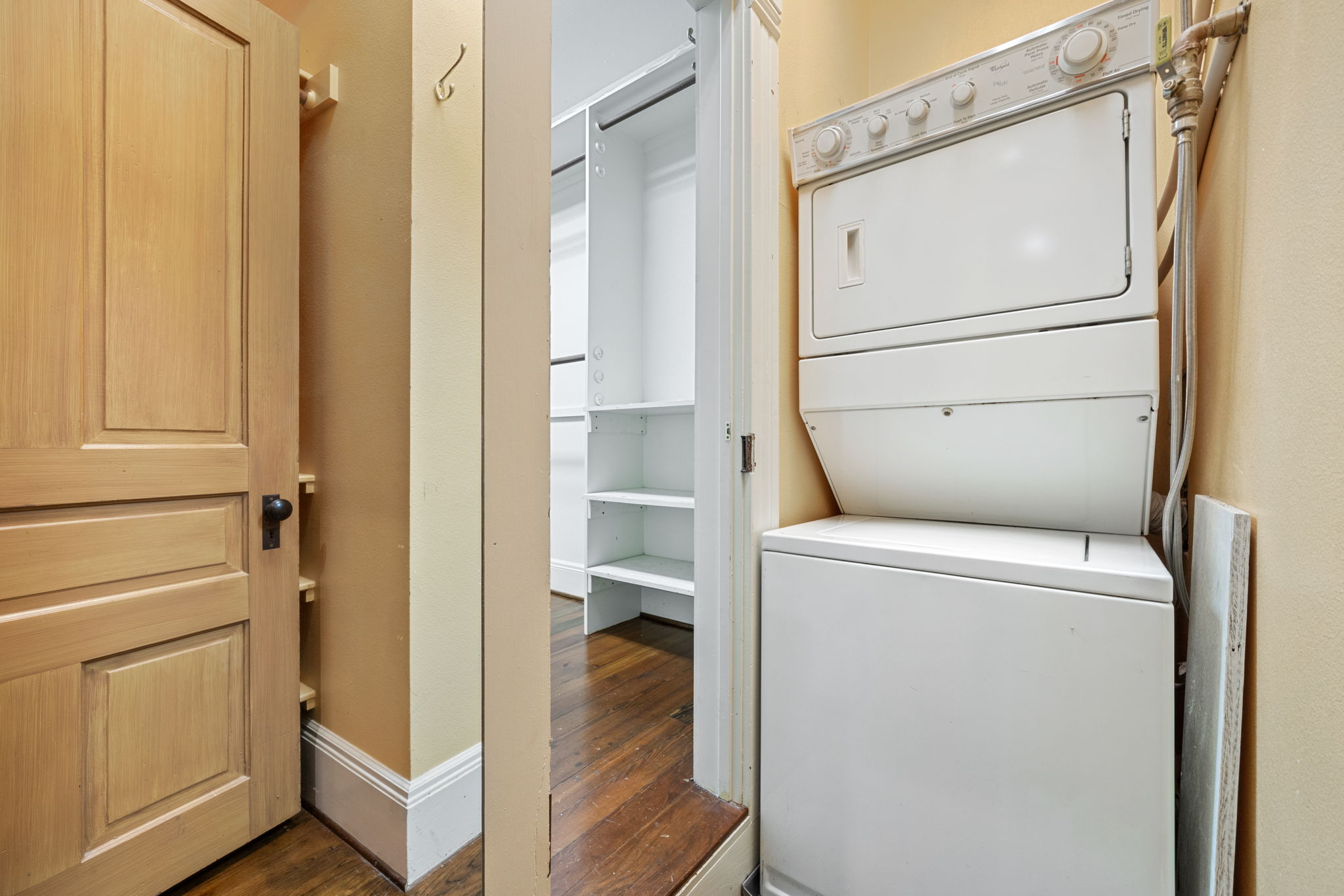 San Marcos, Texas, 78666, United States, 3 Bedrooms Bedrooms, ,4 BathroomsBathrooms,Residential,For Sale,1981922