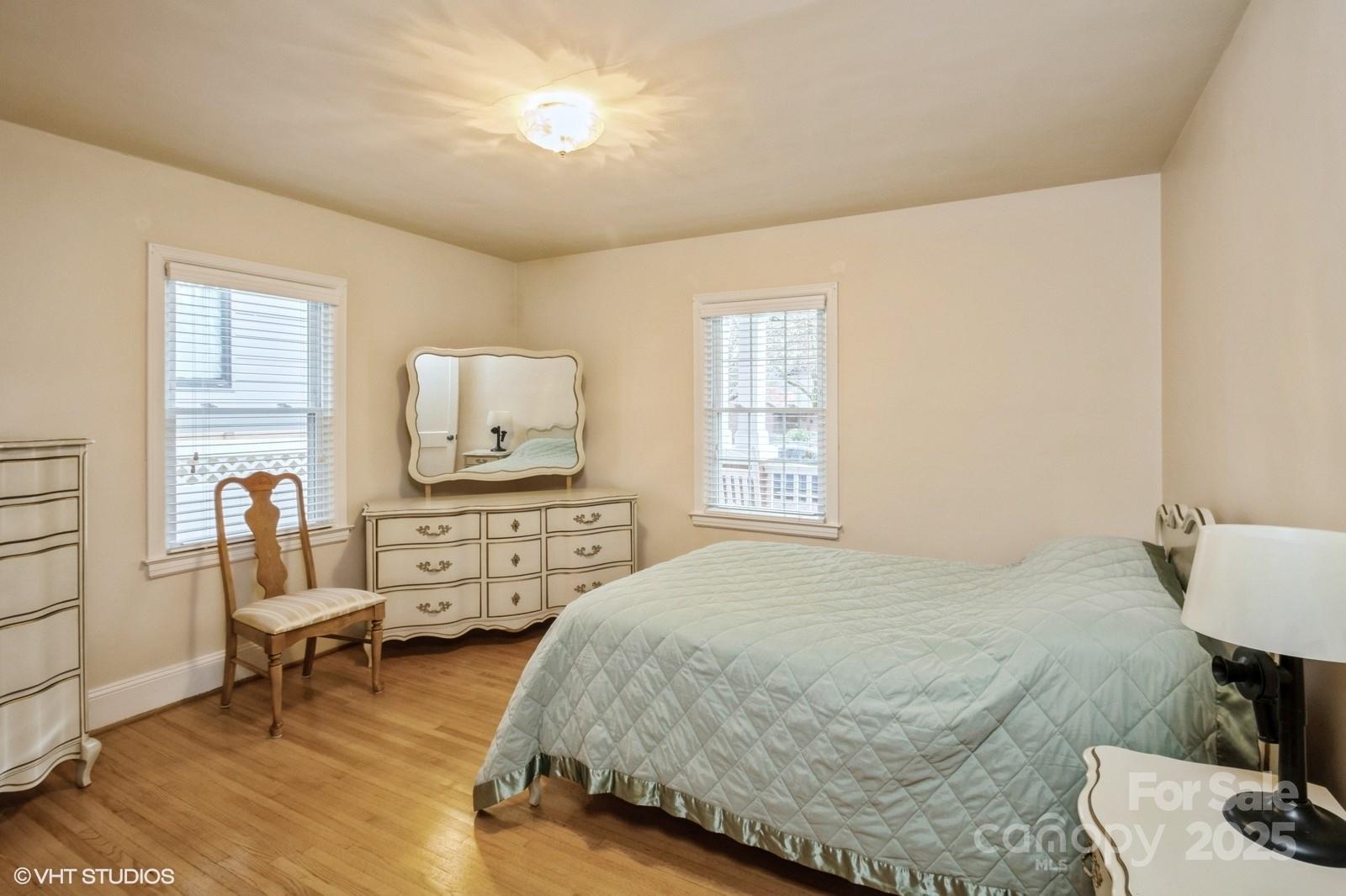 Charlotte, North Carolina, 28205, United States, 3 Bedrooms Bedrooms, ,2 BathroomsBathrooms,Residential,For Sale,1707843