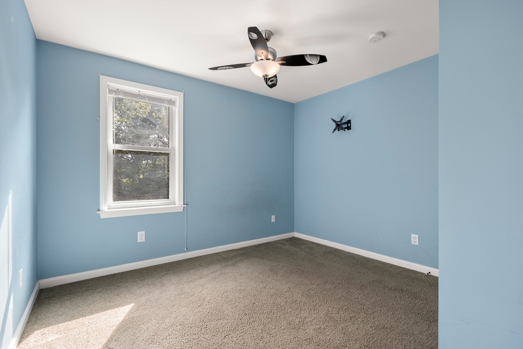 Hudson, Massachusetts, 01749, United States, 3 Bedrooms Bedrooms, ,2 BathroomsBathrooms,Residential,For Sale,1947997