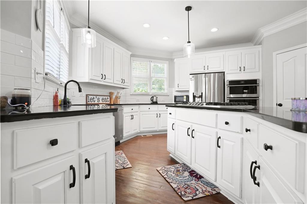 Lithonia, Georgia, 30038, United States, 7 Bedrooms Bedrooms, ,5 BathroomsBathrooms,Residential,For Sale,1948640