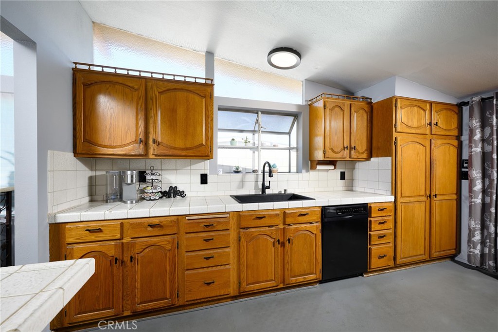 Garden Grove, California, 92841, United States, 4 Bedrooms Bedrooms, ,2 BathroomsBathrooms,Residential,For Sale,1846851