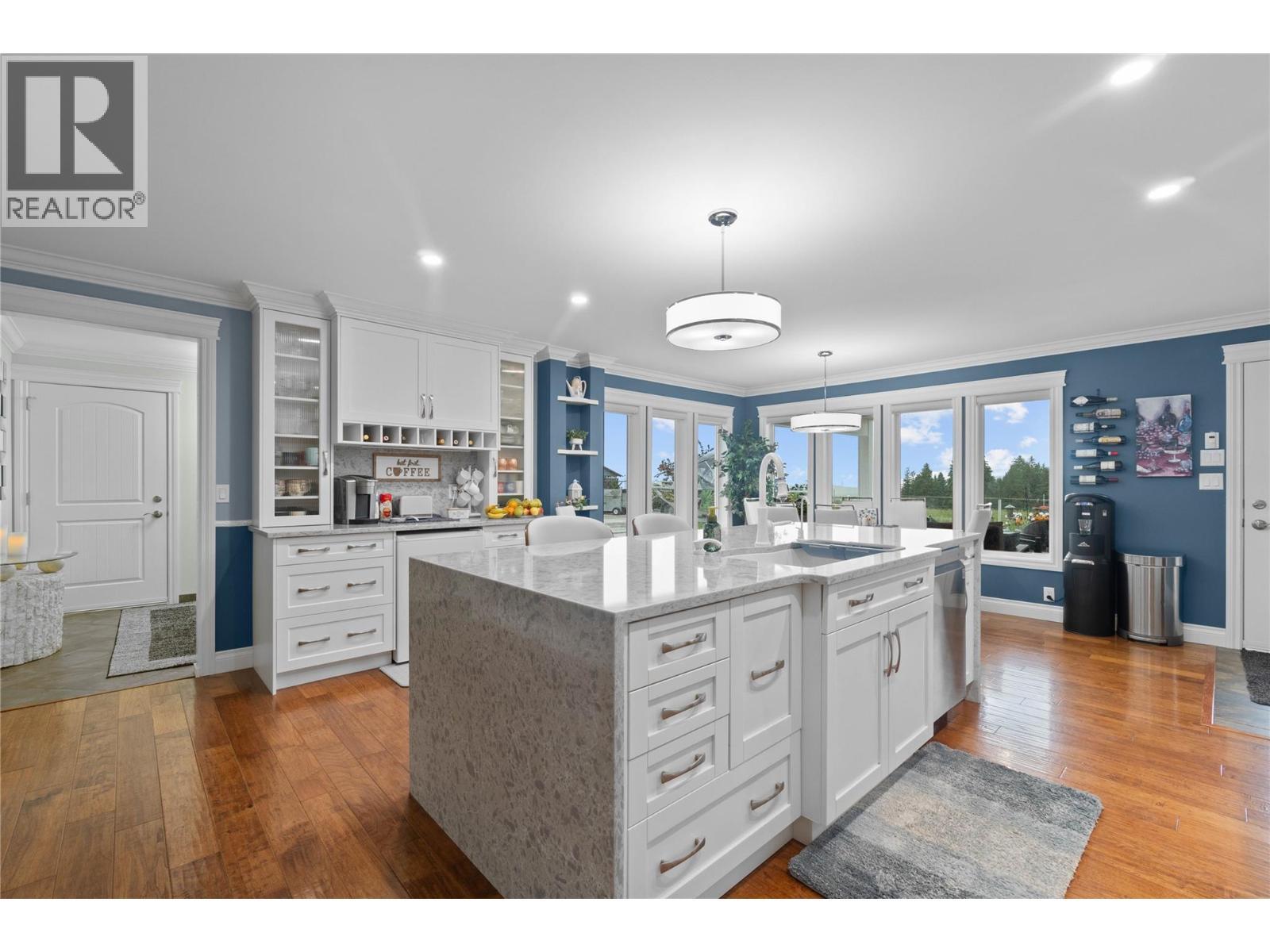 ARMSTRONG, British Columbia, V4Y 0V5, CA, 3 Bedrooms Bedrooms, ,2 BathroomsBathrooms,Residential,For Sale,1947955