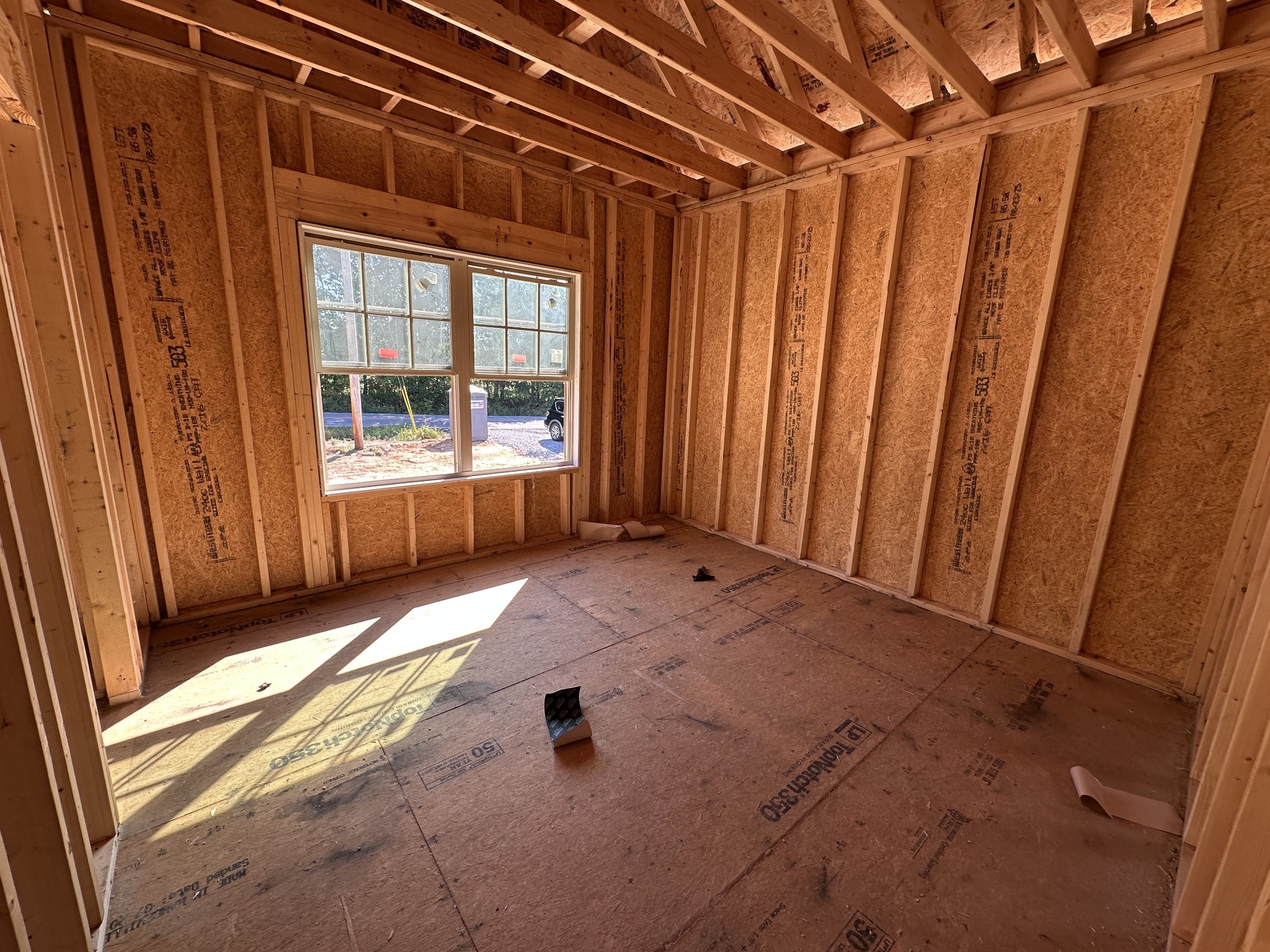 Cumberland Furnace, Tennessee, 37051, United States, 3 Bedrooms Bedrooms, ,3 BathroomsBathrooms,Residential,For Sale,1975749