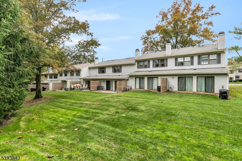 Bernards Twp., New Jersey, 07920, United States, 2 Bedrooms Bedrooms, ,3 BathroomsBathrooms,Residential,For Sale,1972655