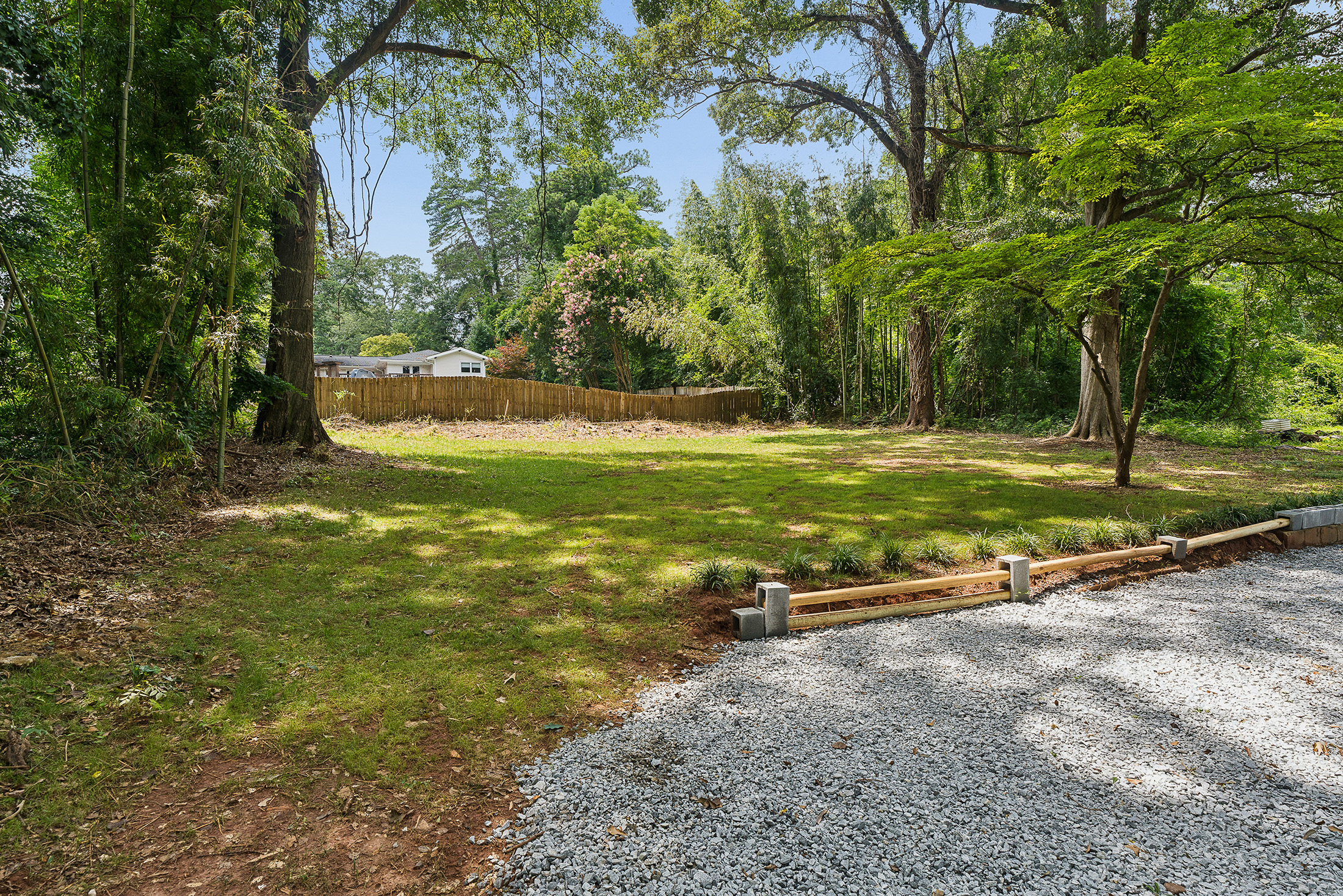  Quality Renovation on Expansive Lot with Rare Guest House - 物件實景