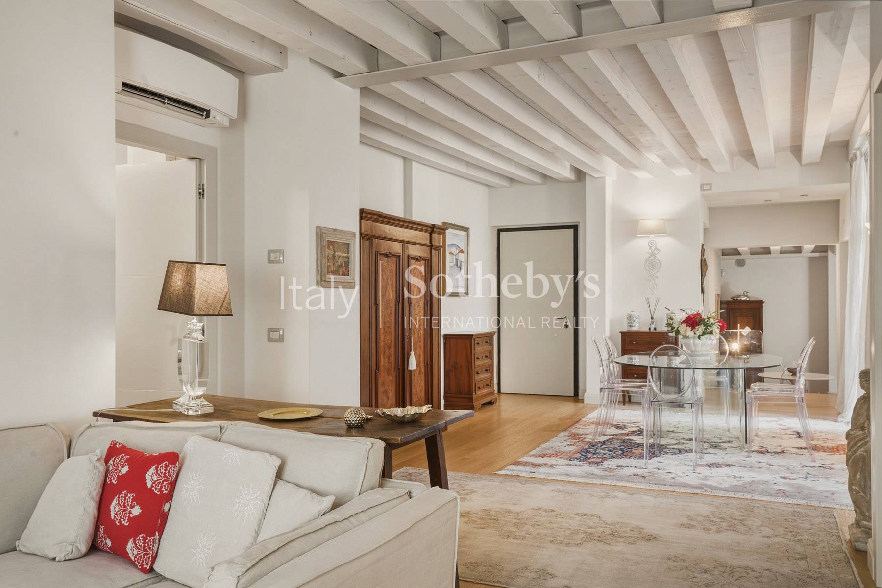  Elegant apartment with spacious balconies between the Arena and San Zeno - 物件實景