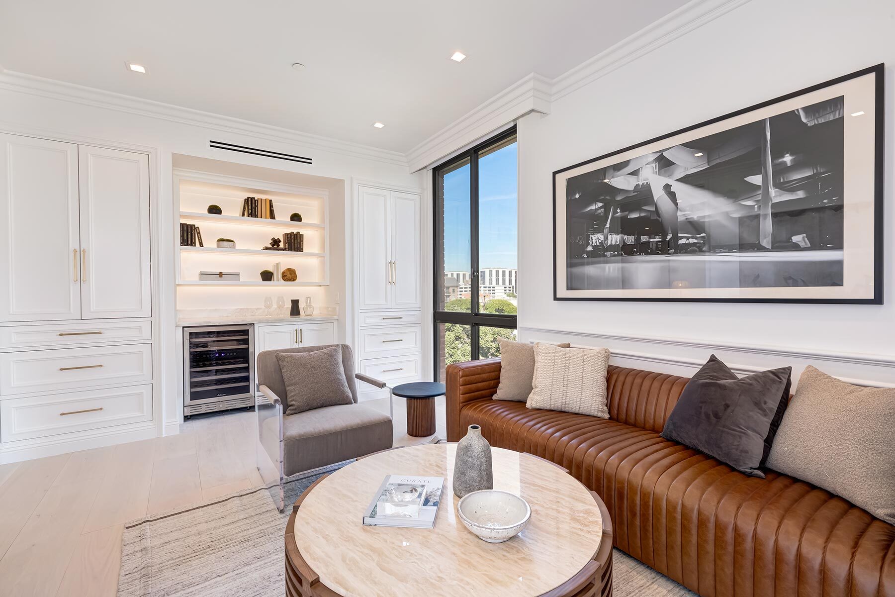  300 North Swall Drive - 物件實景