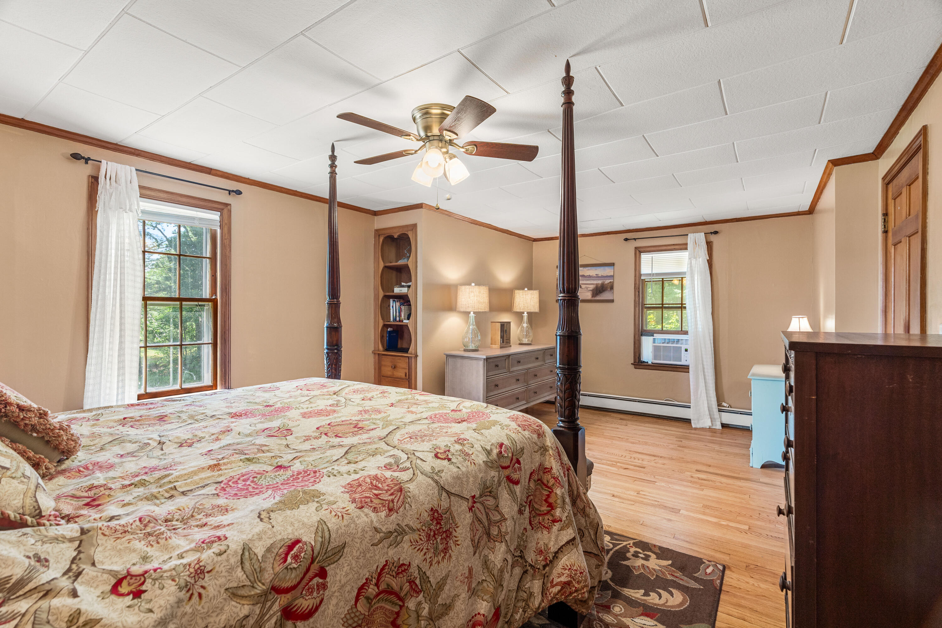 Alfred, Maine, 04002, United States, 3 Bedrooms Bedrooms, ,2 BathroomsBathrooms,Residential,For Sale,1896195