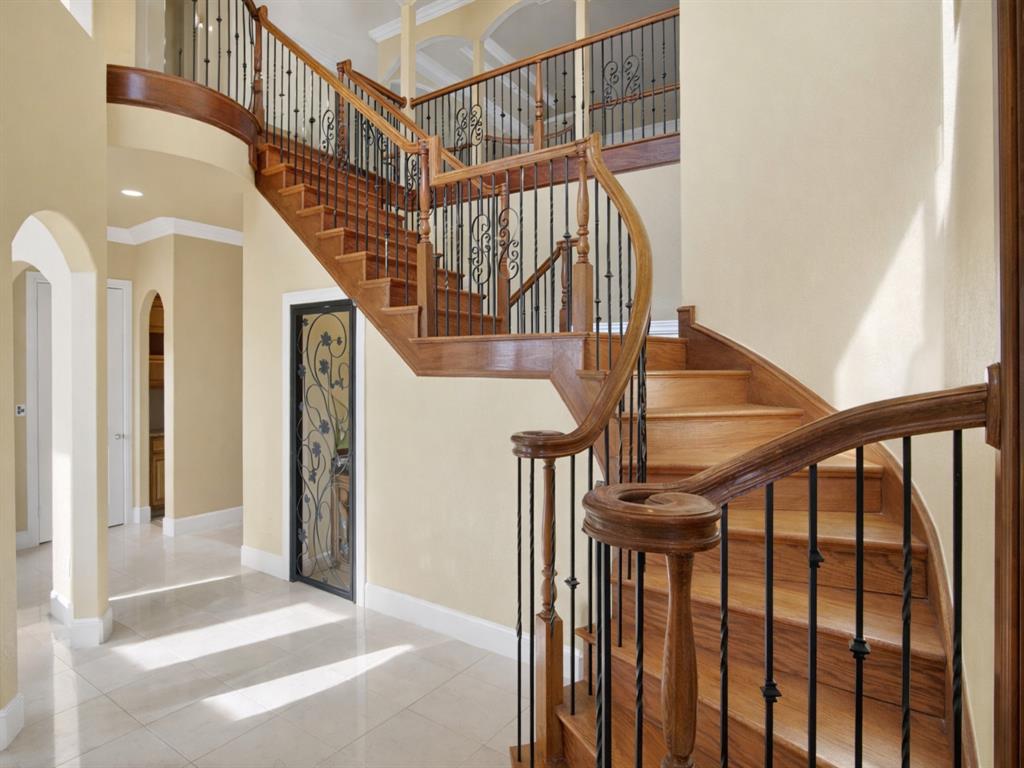Grand Prairie, Texas, 75104, United States, 4 Bedrooms Bedrooms, ,5 BathroomsBathrooms,Residential,For Sale,2018050