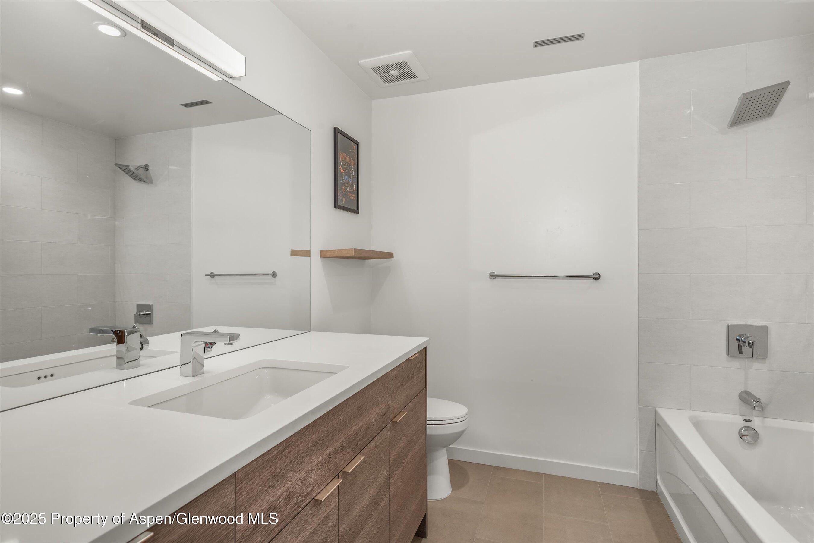 Carbondale, Colorado, 81623, United States, 3 Bedrooms Bedrooms, ,3 BathroomsBathrooms,Residential,For Sale,1989152