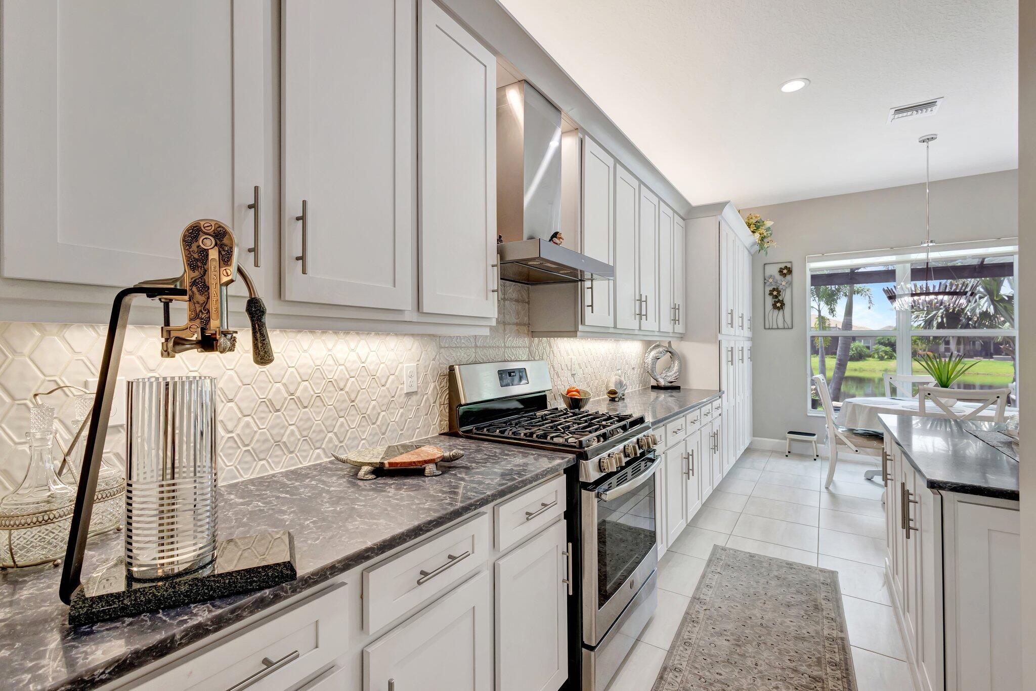 Port St Lucie, Florida, 34987, United States, 3 Bedrooms Bedrooms, ,4 BathroomsBathrooms,Residential,For Sale,1980849