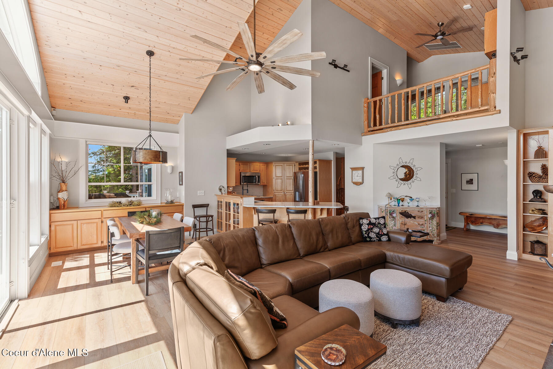 Coolin, Idaho, 83821, United States, 5 Bedrooms Bedrooms, ,3 BathroomsBathrooms,Residential,For Sale,1763171