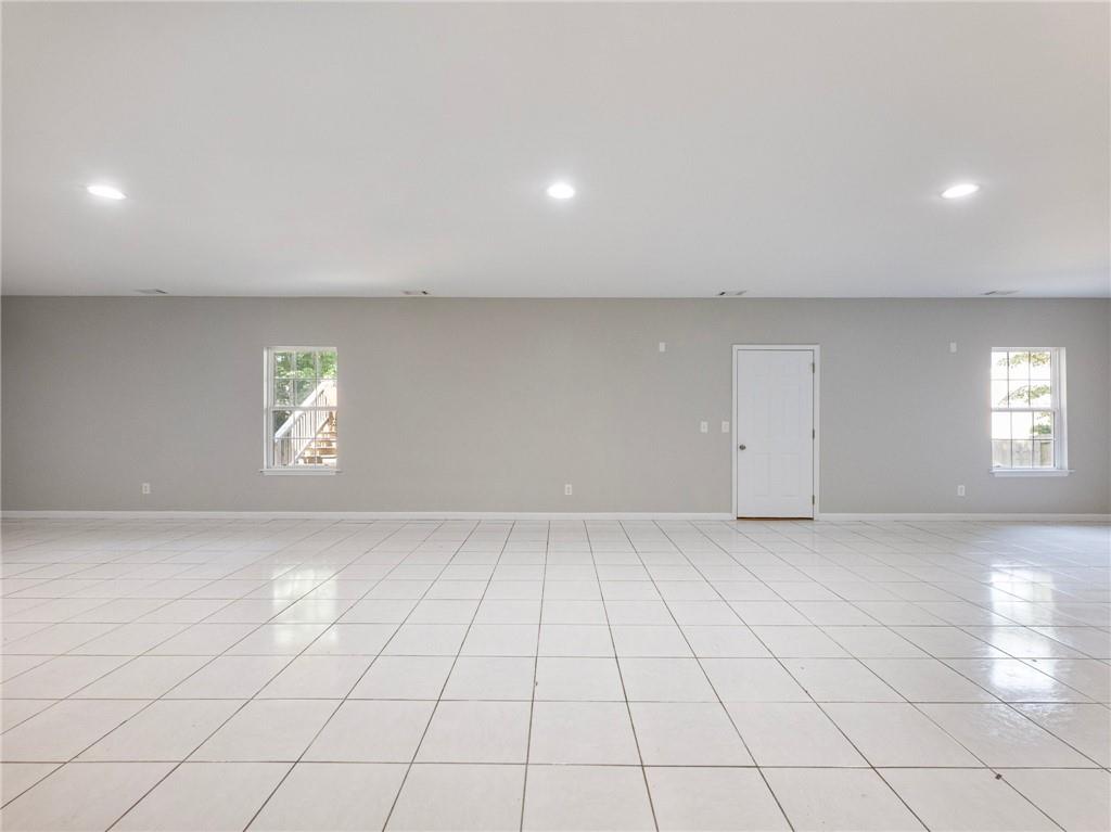 Flowery Branch, Georgia, 30542, United States, 4 Bedrooms Bedrooms, ,5 BathroomsBathrooms,Residential,For Sale,1840900