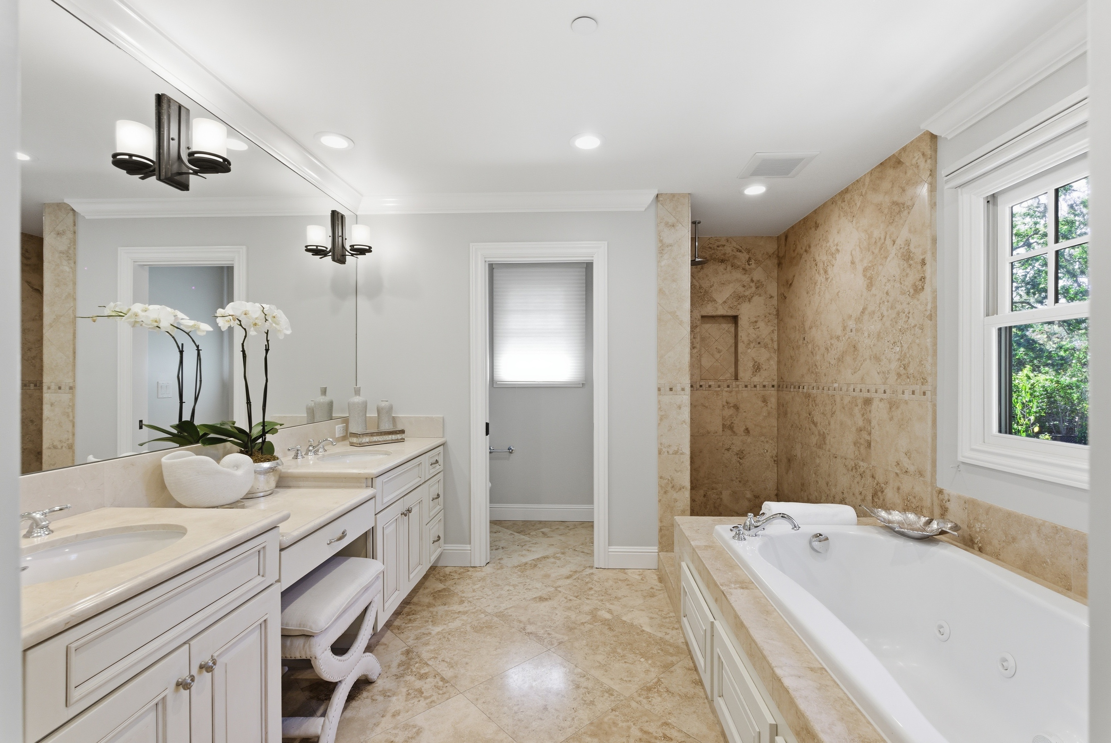  Classic Craftsman Home - 物件實景