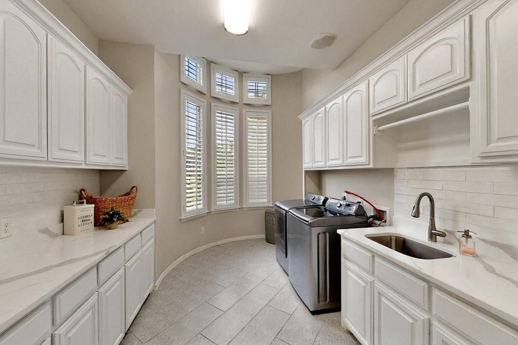 Celina, Texas, 75078, United States, 5 Bedrooms Bedrooms, ,5 BathroomsBathrooms,Residential,For Sale,1804665