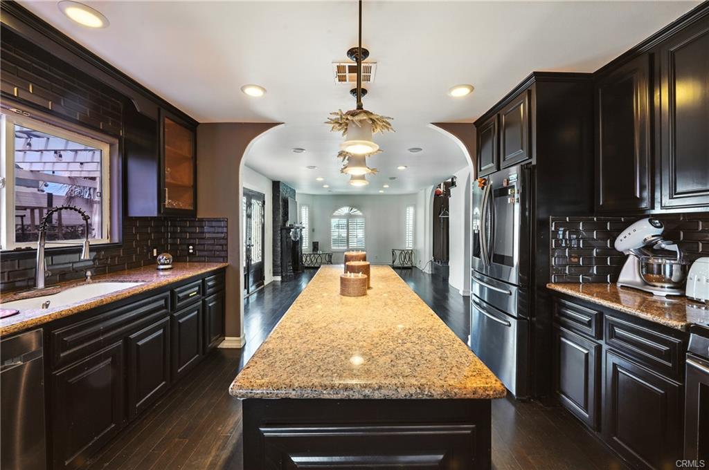 Carson, California, 90745, United States, 8 Bedrooms Bedrooms, ,6 BathroomsBathrooms,Residential,For Sale,1976741