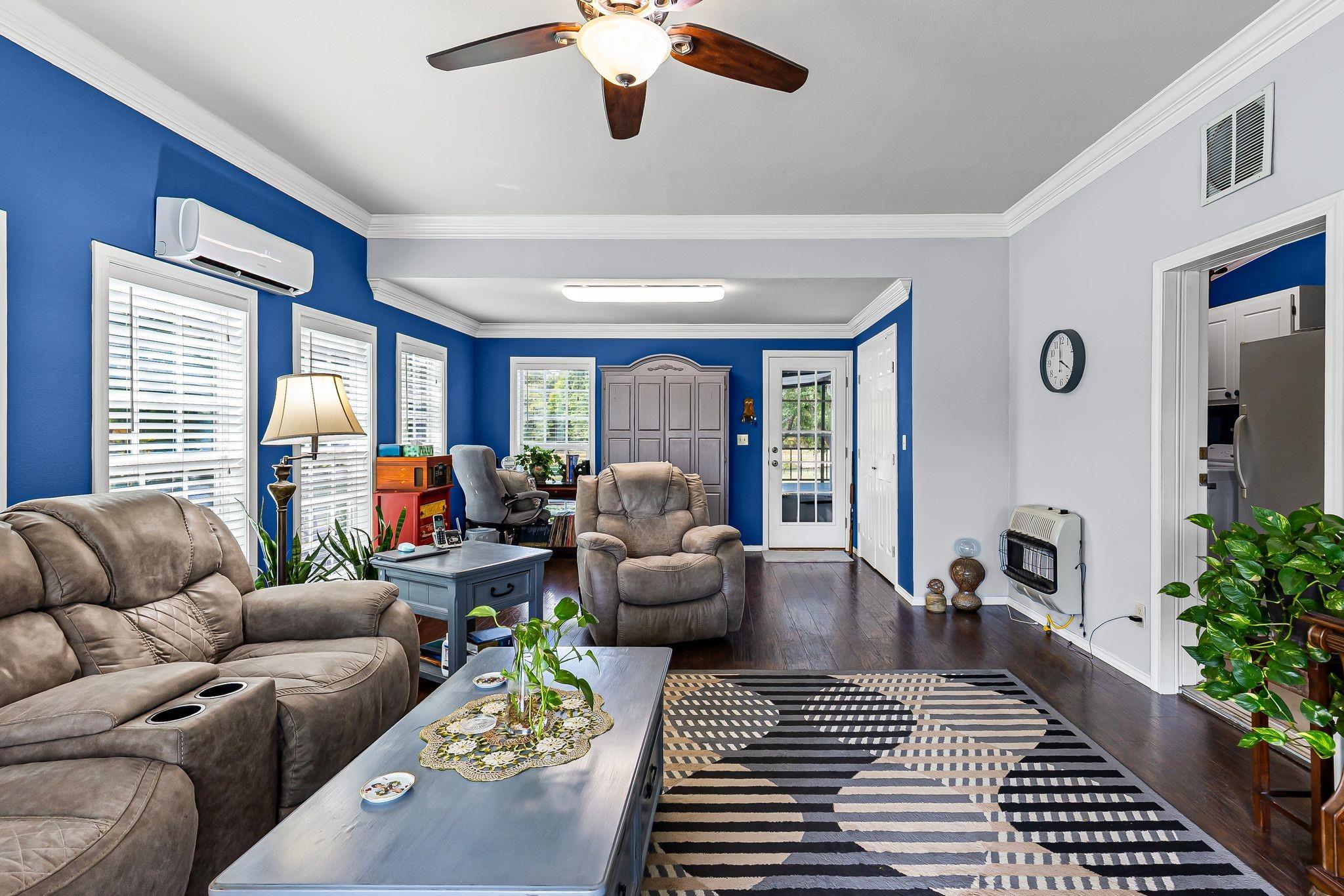 Campbell, Texas, 75422, United States, 4 Bedrooms Bedrooms, ,3 BathroomsBathrooms,Residential,For Sale,1983452