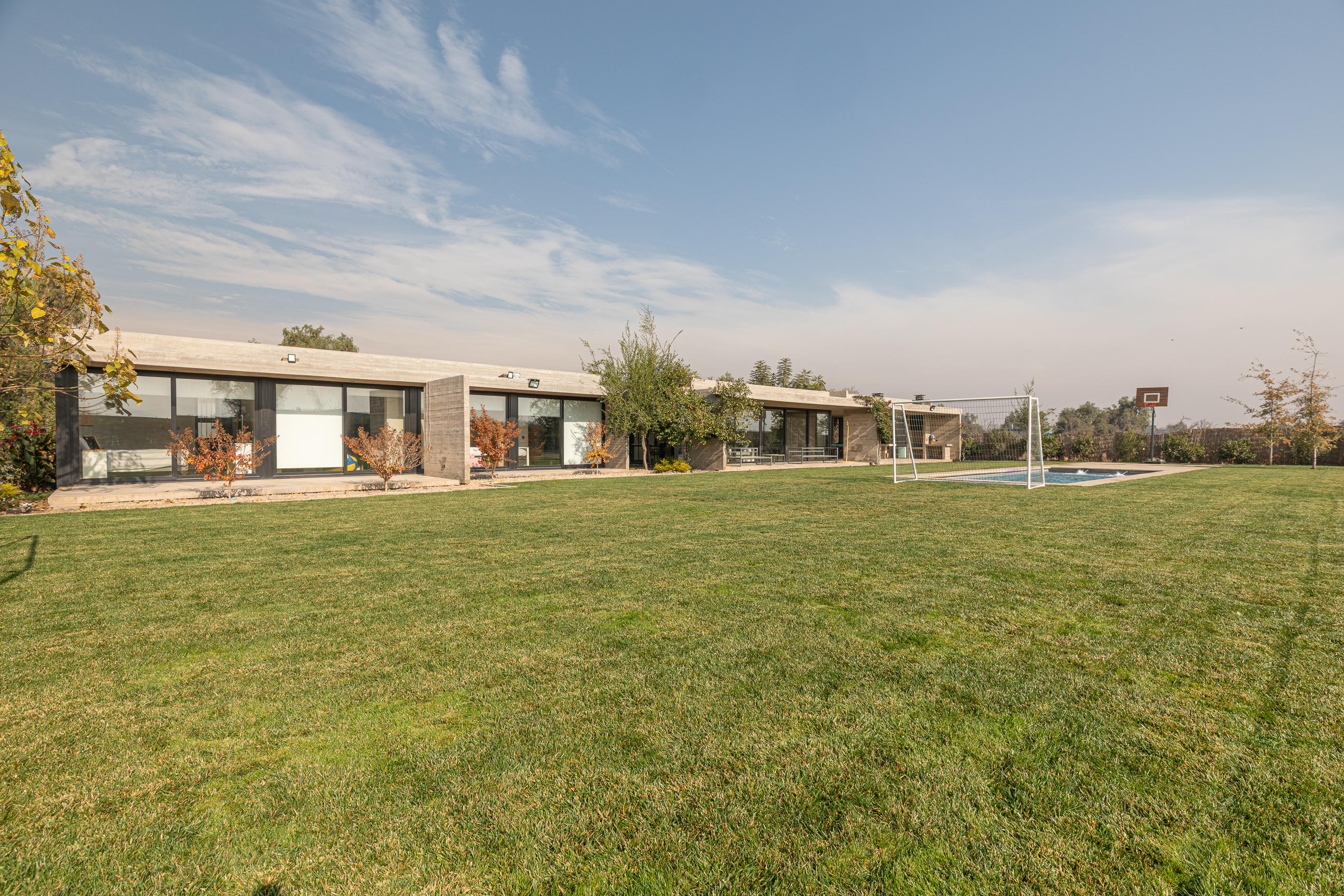  Modern 4-Bedroom Home in Las Brisas Gated Community - 物件實景