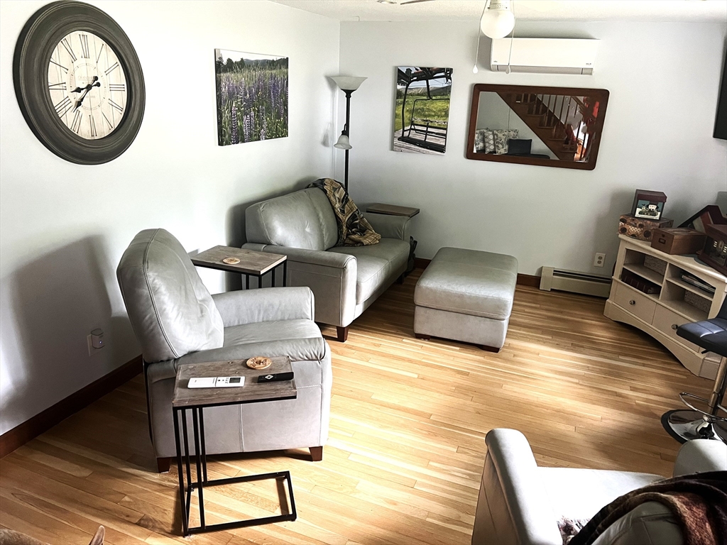 Windham, New Hampshire, 03087, United States, 3 Bedrooms Bedrooms, ,2 BathroomsBathrooms,Residential,For Sale,1939744