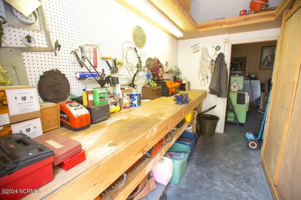 122 S Academy Street, Washington, North Carolina, 27889, United States, 3 Bedrooms Bedrooms, ,4 BathroomsBathrooms,Residential,For Sale,122 S Academy Street,1639244