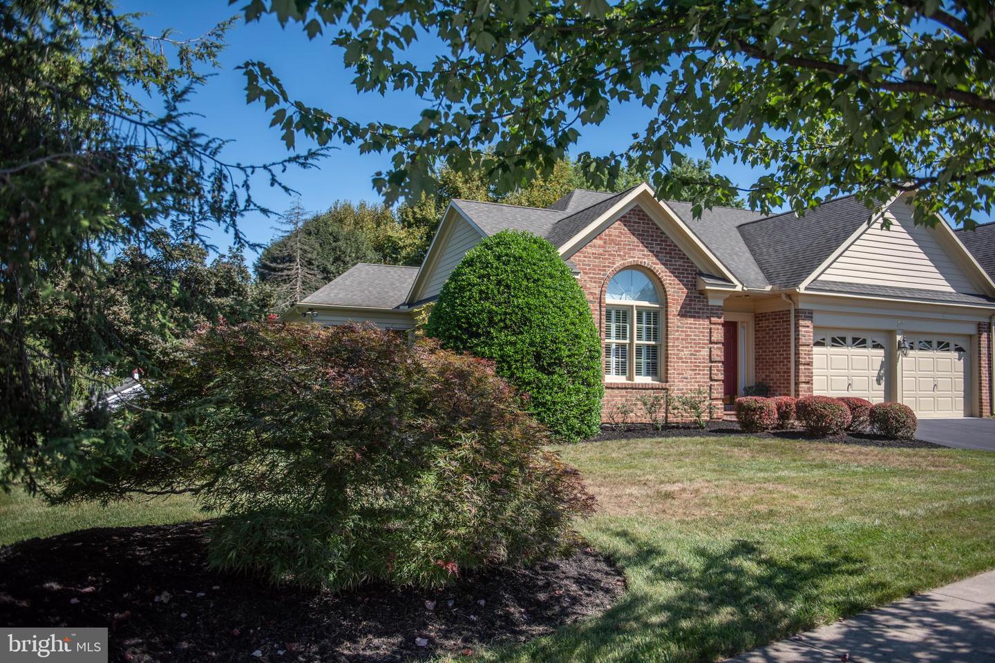 Hershey, Pennsylvania, 17033, United States, 2 Bedrooms Bedrooms, ,3 BathroomsBathrooms,Residential,For Sale,1933018