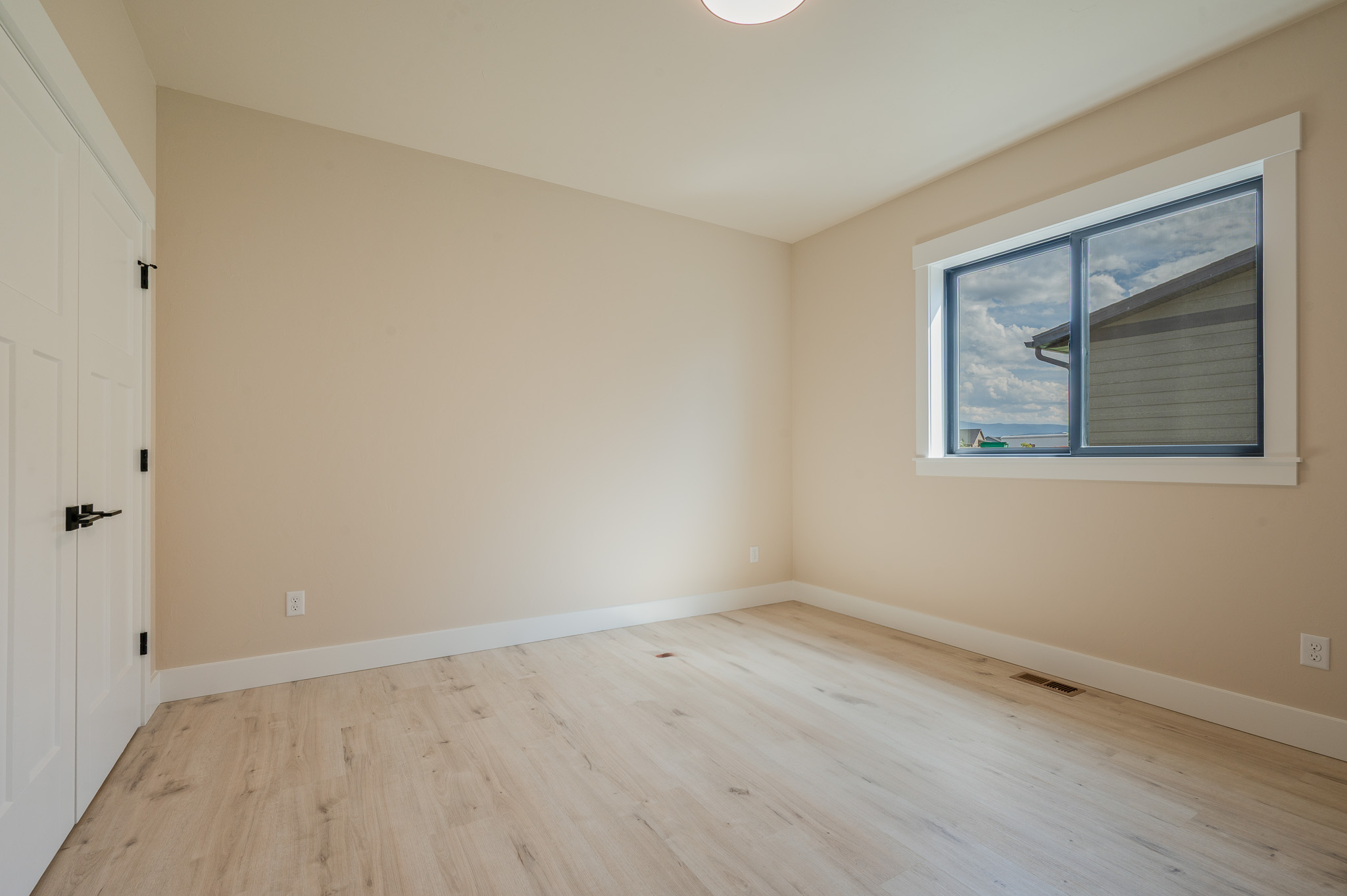 East Helena, Montana, 59635, United States, 4 Bedrooms Bedrooms, ,2 BathroomsBathrooms,Residential,For Sale,1976463