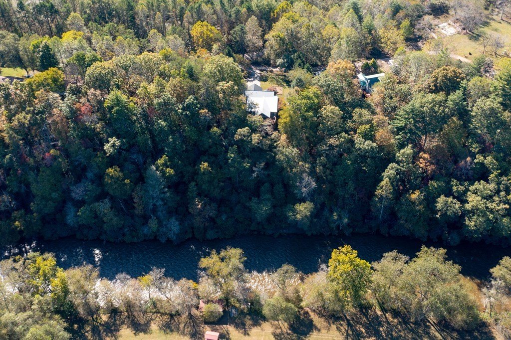 Hayesville, North Carolina, 28904, United States, 5 Bedrooms Bedrooms, ,4 BathroomsBathrooms,Residential,For Sale,1936874