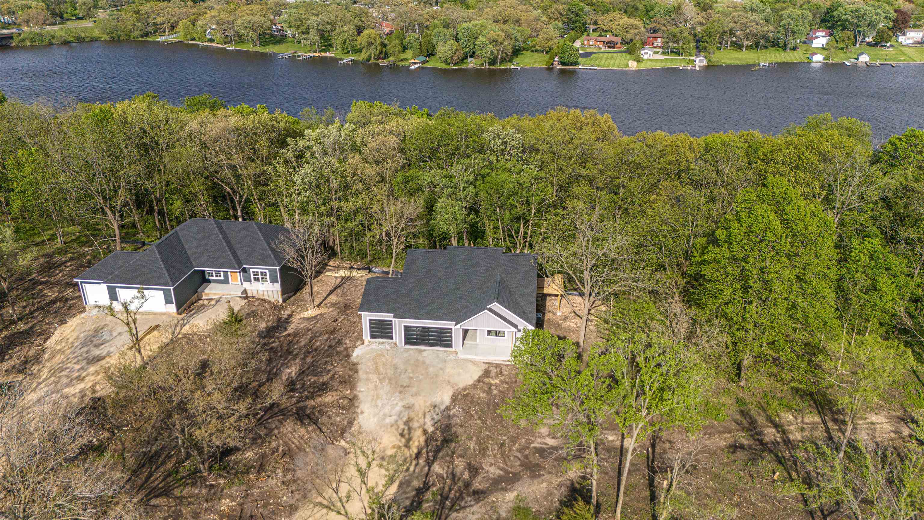 Beloit, Wisconsin, 53511, United States, 3 Bedrooms Bedrooms, ,2 BathroomsBathrooms,Residential,For Sale,2017725