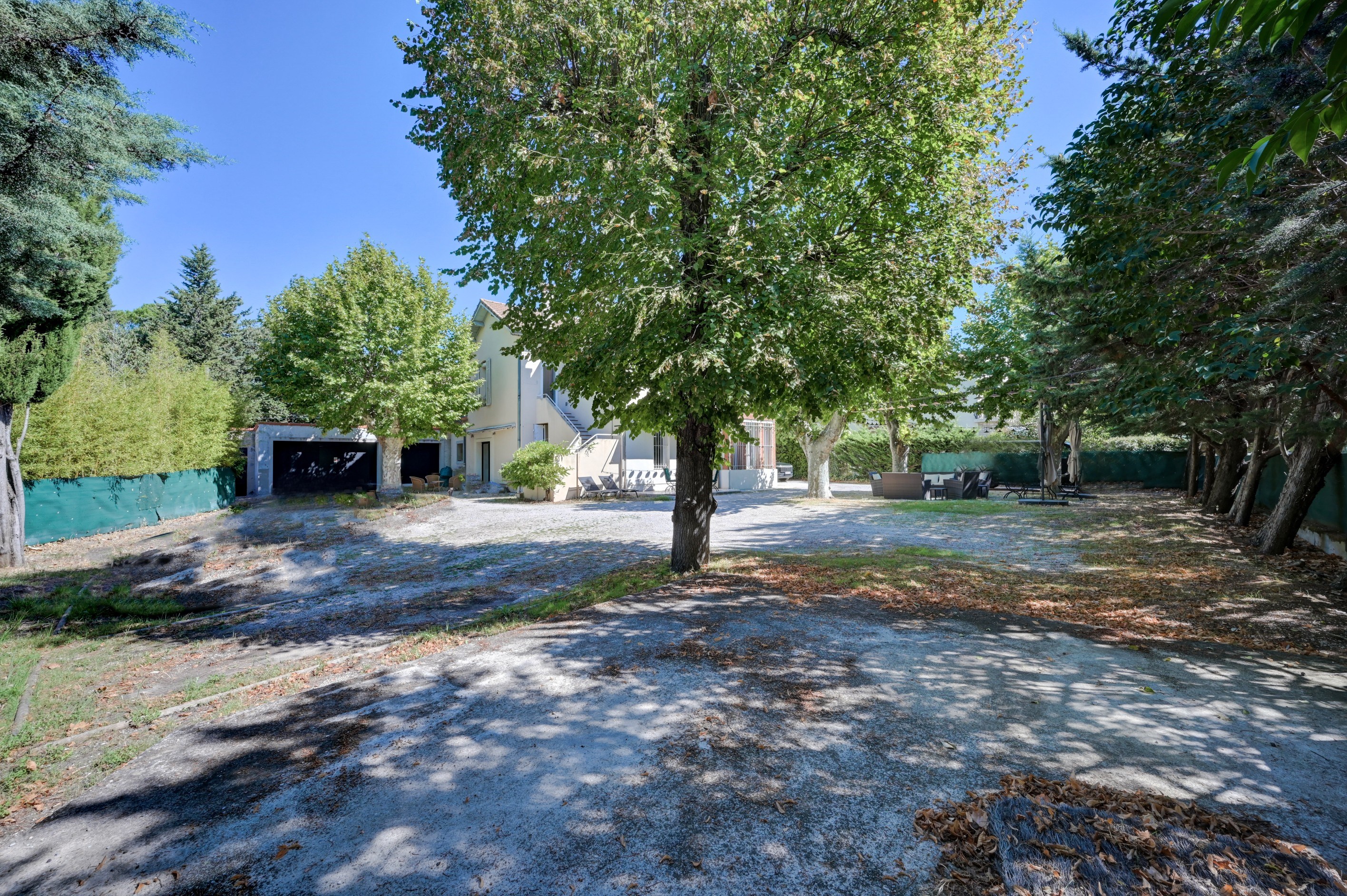  Townhouse with Outstanding Potential – Walking Distance from the Historic Centr… - 物件實景