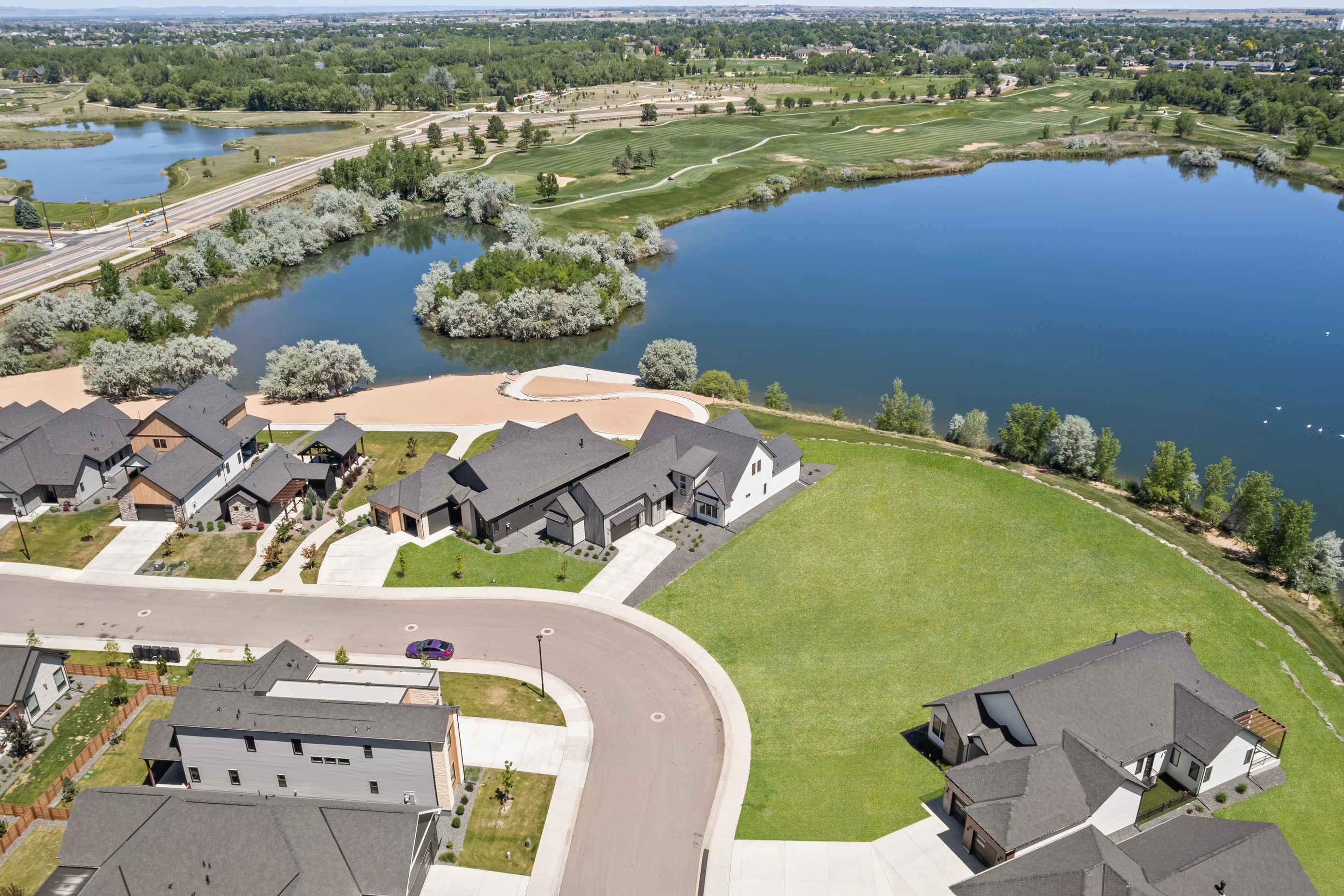  Water Valley Lakefront Living Located on one of the Best Lots - 物件實景