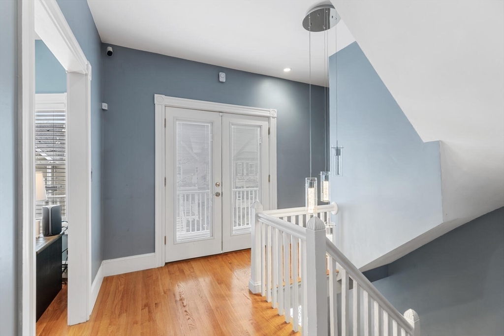 Malden, Massachusetts, 02148, United States, 5 Bedrooms Bedrooms, ,3 BathroomsBathrooms,Residential,For Sale,2033163