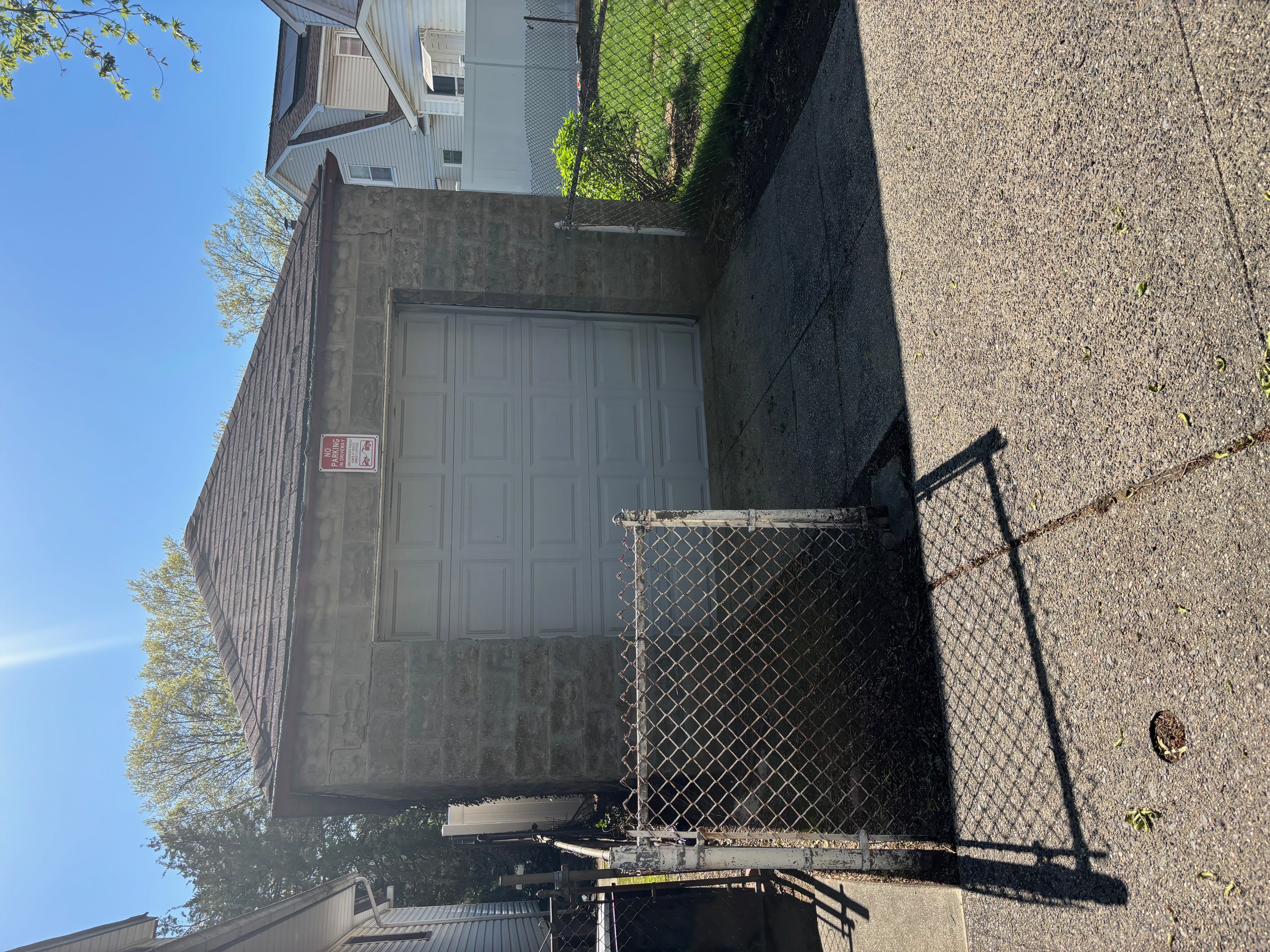 Jamaica, New York, 11434, United States, 3 Bedrooms Bedrooms, ,2 BathroomsBathrooms,Residential,For Sale,1942530