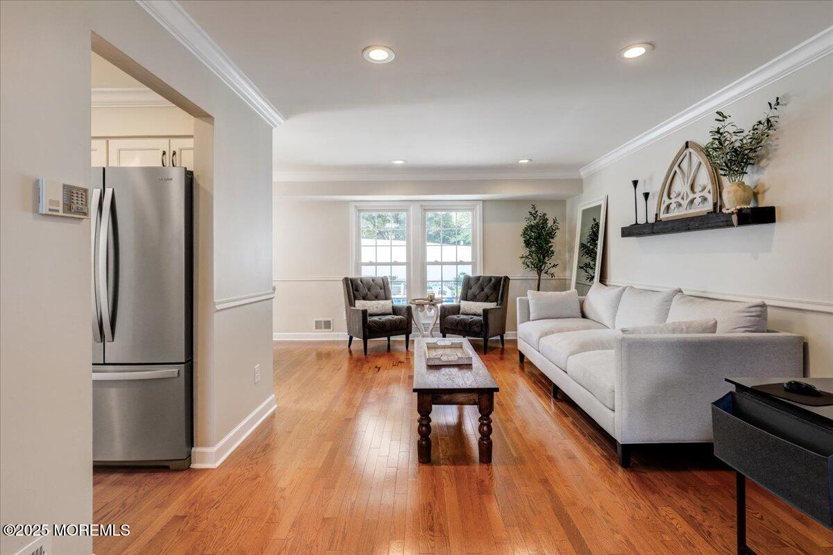 Howell, New Jersey, 07731, United States, 3 Bedrooms Bedrooms, ,3 BathroomsBathrooms,Residential,For Sale,1921705