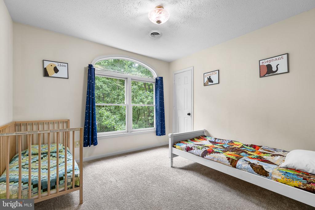 Stafford, Virginia, 22554, United States, 5 Bedrooms Bedrooms, ,4 BathroomsBathrooms,Residential,For Sale,1938309