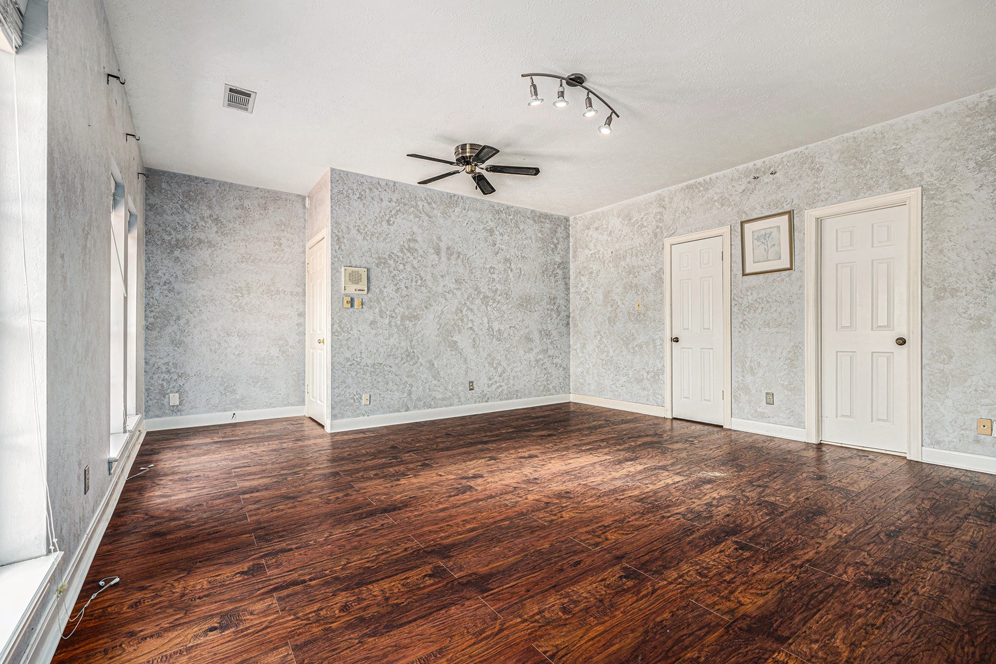 Spring, Texas, 77379, United States, 5 Bedrooms Bedrooms, ,8 BathroomsBathrooms,Residential,For Sale,1906777