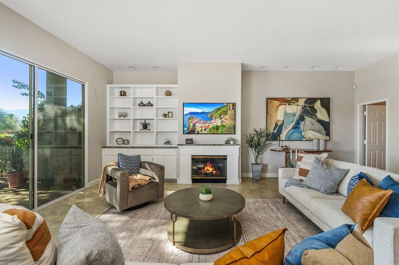 Rancho Mirage, California, 92270, United States, 3 Bedrooms Bedrooms, ,2 BathroomsBathrooms,Residential,For Sale,1999734