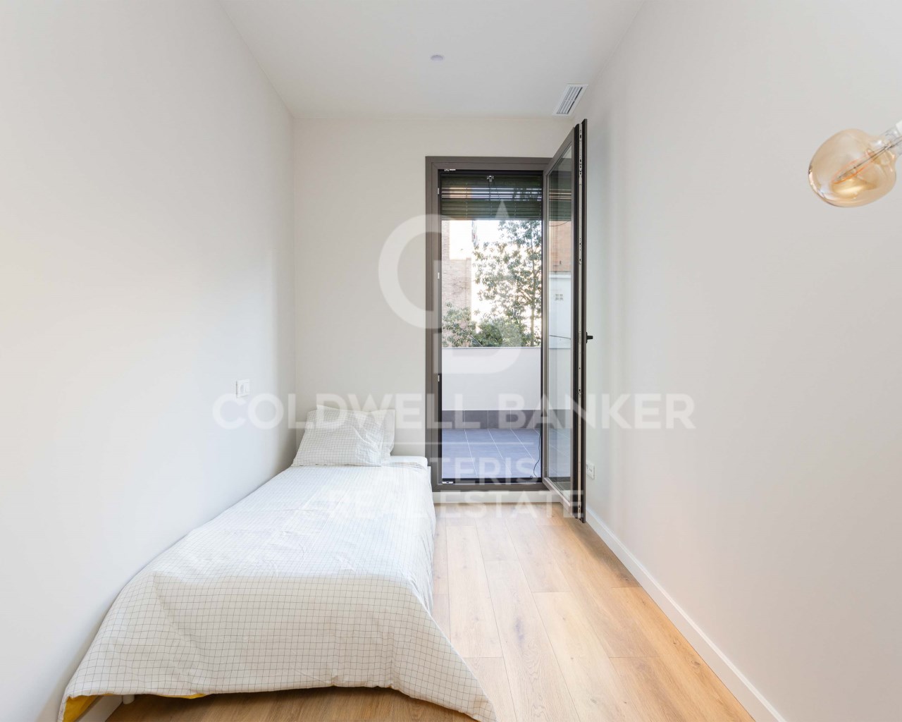 Barcelona, Catalonia, ES, 3 Bedrooms Bedrooms, ,2 BathroomsBathrooms,Residential,For Sale,1687170