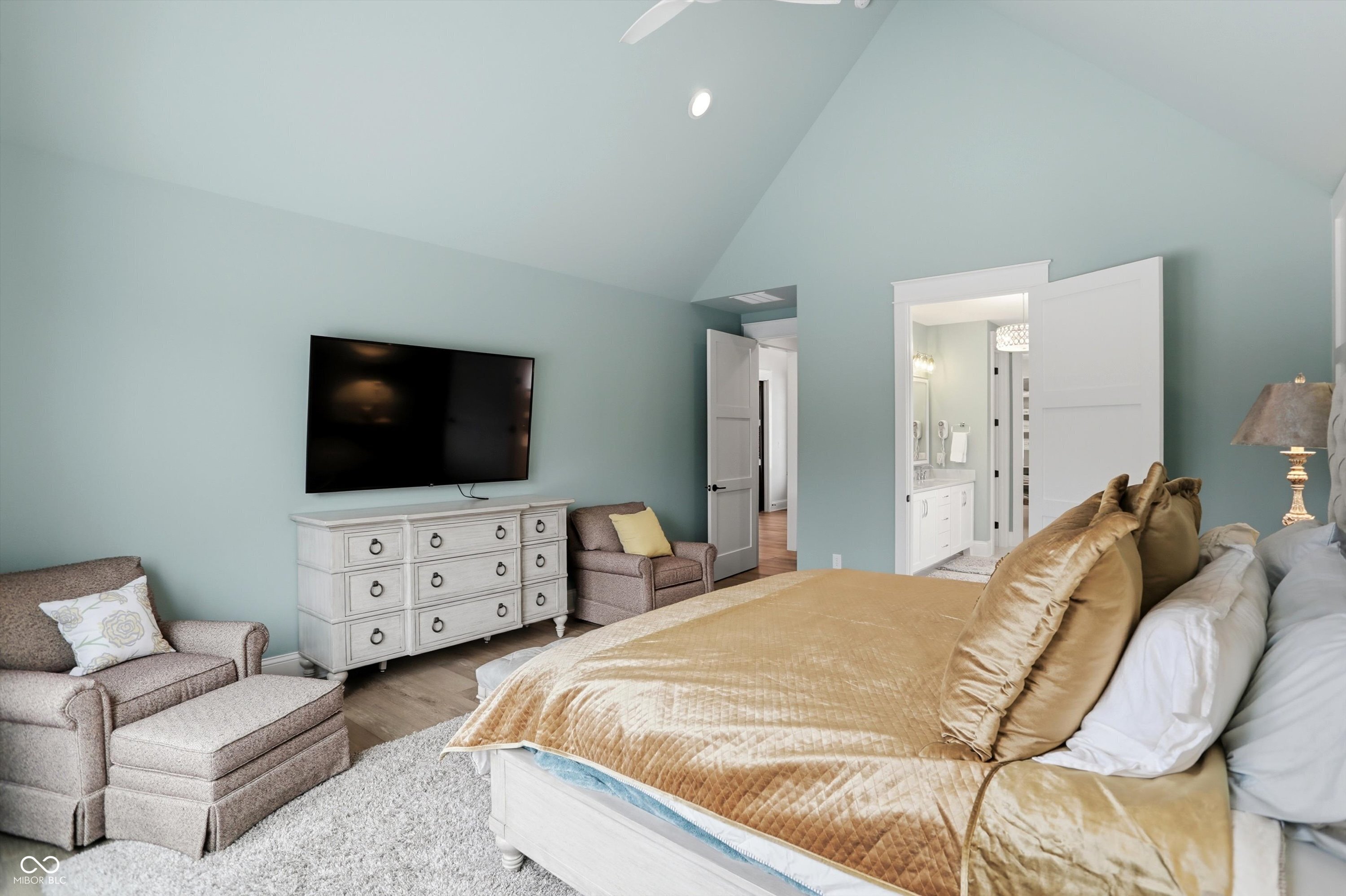 Carmel, Indiana, 46033, United States, 5 Bedrooms Bedrooms, ,5 BathroomsBathrooms,Residential,For Sale,2001203