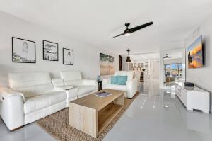 Hillsboro Beach, Florida, 33062, United States, 2 Bedrooms Bedrooms, ,2 BathroomsBathrooms,Residential,For Sale,1988895