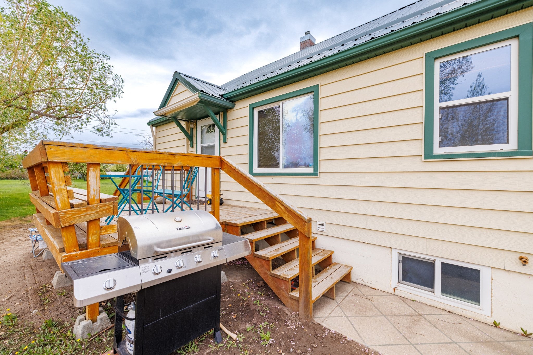 Helena, Montana, 59602, United States, 3 Bedrooms Bedrooms, ,2 BathroomsBathrooms,Residential,For Sale,1837520