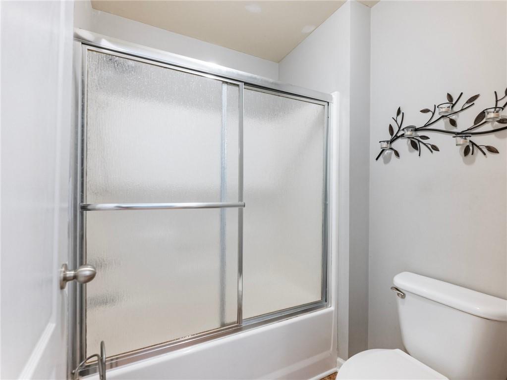 Flowery Branch, Georgia, 30542, United States, 4 Bedrooms Bedrooms, ,5 BathroomsBathrooms,Residential,For Sale,1840900