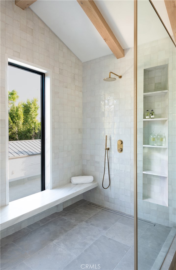 Sherman Oaks, California, 91423, United States, 6 Bedrooms Bedrooms, ,7 BathroomsBathrooms,Residential,For Sale,1990929