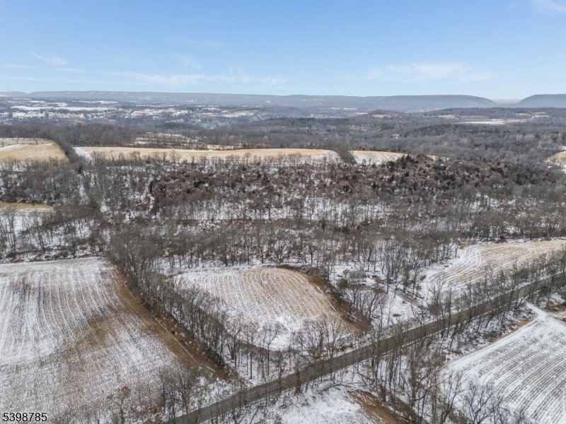 Columbia, New Jersey, 07832, United States, 3 Bedrooms Bedrooms, ,1 BathroomBathrooms,Residential,For Sale,2006110