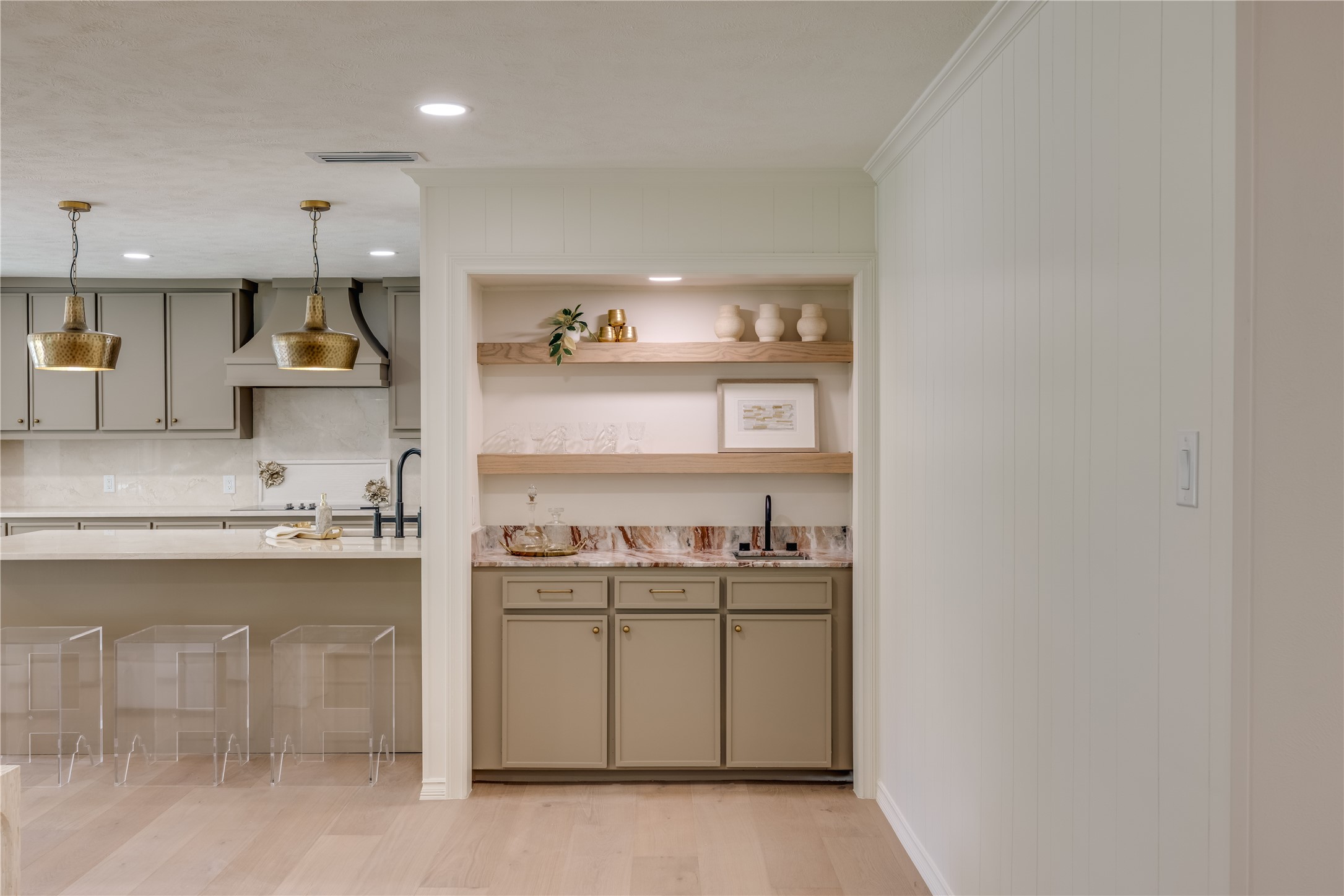 Fort Worth, Texas, 76126, United States, 4 Bedrooms Bedrooms, ,3 BathroomsBathrooms,Residential,For Sale,1971597