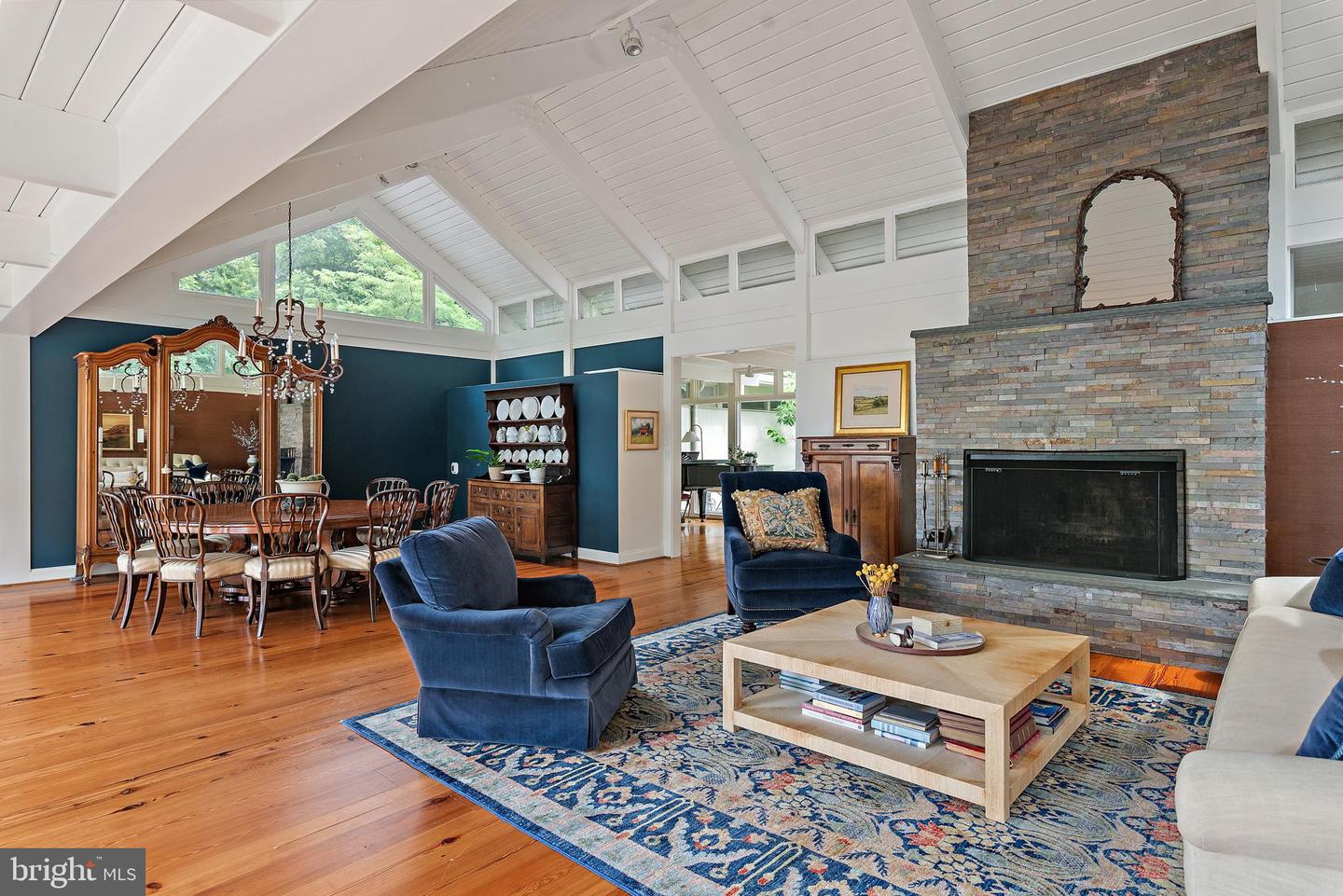 Annapolis, Maryland, 21403, United States, 5 Bedrooms Bedrooms, ,4 BathroomsBathrooms,Residential,For Sale,1895368