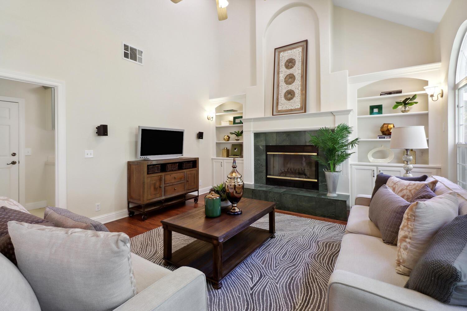 Davis, California, 95618, United States, 4 Bedrooms Bedrooms, ,3 BathroomsBathrooms,Residential,For Sale,1828068