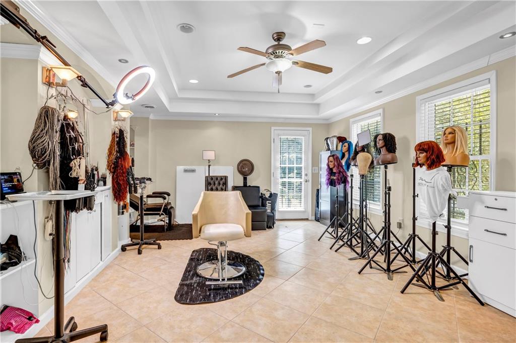 Stockbridge, Georgia, 30281, United States, 5 Bedrooms Bedrooms, ,5 BathroomsBathrooms,Residential,For Sale,1939473