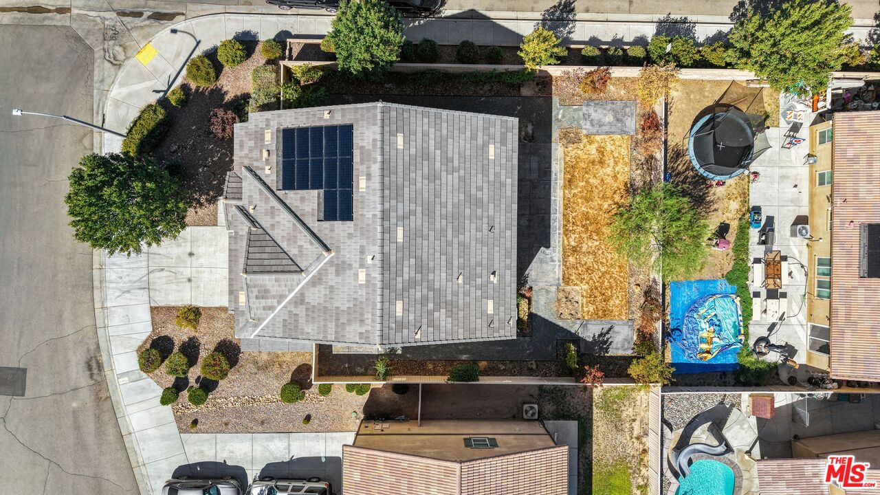 Lancaster, California, 93534, United States, 5 Bedrooms Bedrooms, ,3 BathroomsBathrooms,Residential,For Sale,1942304