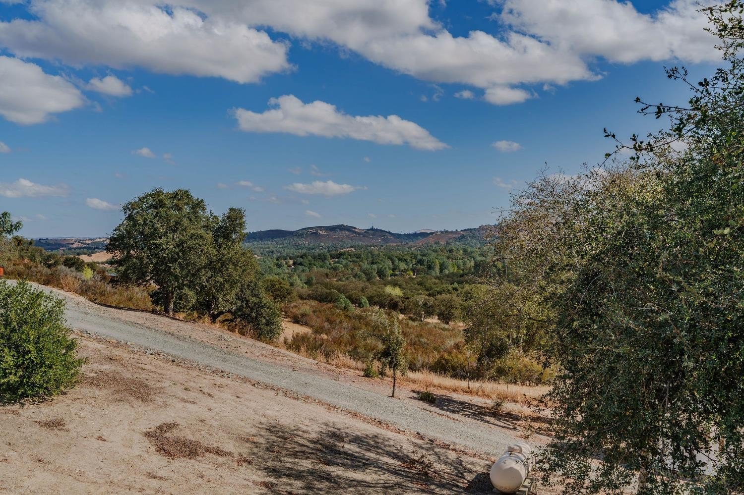 Valley Springs, California, 95252, United States, 3 Bedrooms Bedrooms, ,3 BathroomsBathrooms,Residential,For Sale,1983340